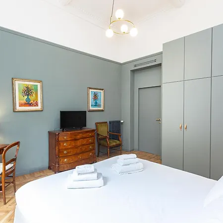 Amazing 3 Bedrooms Prati Vatican Apartment Rome