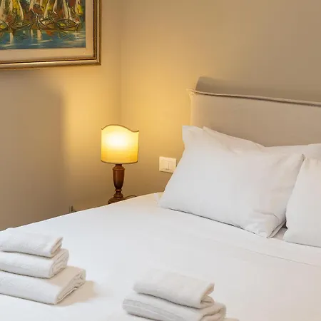 Amazing 3 Bedrooms Prati Vatican Apartment *