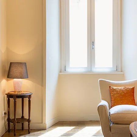 Amazing 3 Bedrooms Prati Vatican Apartment
