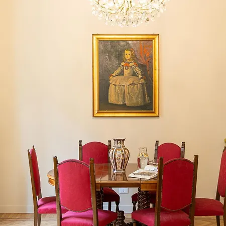 Amazing 3 Bedrooms Prati Vatican Apartment