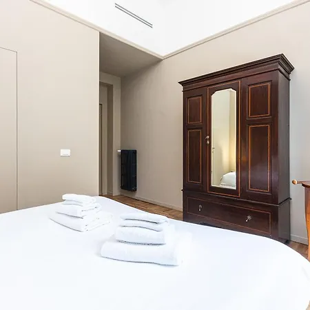 Amazing 3 Bedrooms Prati Vatican Apartment